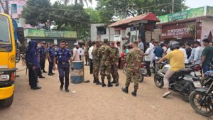 রাঙামাটিতে তীব্র জ্বালানি সংকট: ফিলিং স্টেশনগুলোতে সেনাবাহিনী মোতায়ন