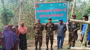 ৩শ ফুট উঁচুতে সোলার ডিপ টিউবওয়েল স্থাপন করল সেনাবাহিনী, বিশুদ্ধ পানি পেলো অর্ধশত পরিবার