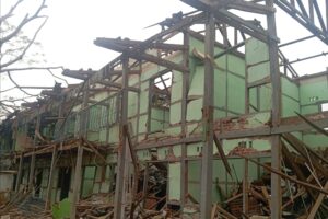 জ্বালানি সংকটের মধ্যেও বেসামরিক স্থাপনায় জান্তার বিমান হামলা অব্যাহত, নিহত শতাধিক