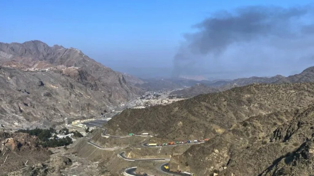 আফগানিস্তানে পাকিস্তানের নতুন বিমান হামলায় উত্তেজনা