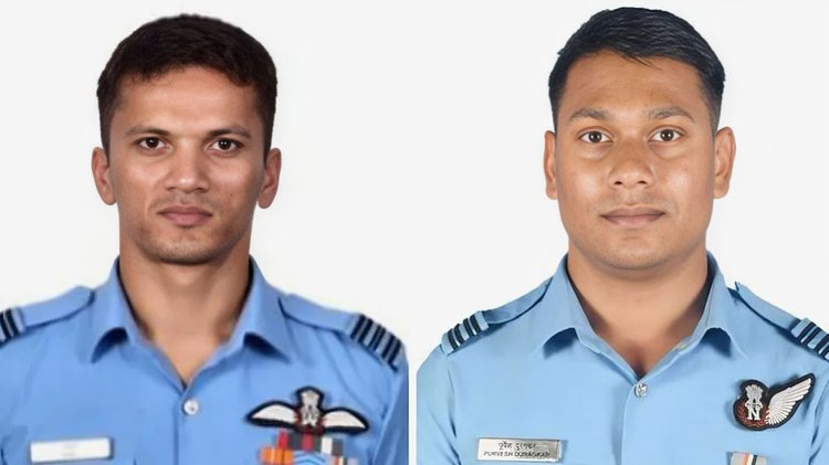 আসামে ভারতীয় বিমানবাহিনীর সুখোই–৩০ বিধ্বস্ত, ২ পাইলট নিহত