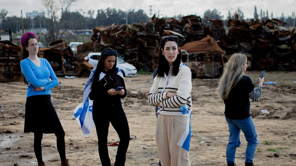 যুদ্ধাপরাধ ঢাকতে ভাড়াটে প্রোপাগান্ডা নেটওয়ার্ক, টাকা না পেয়ে ইসরায়েল সরকারের বিরুদ্ধে মামলা