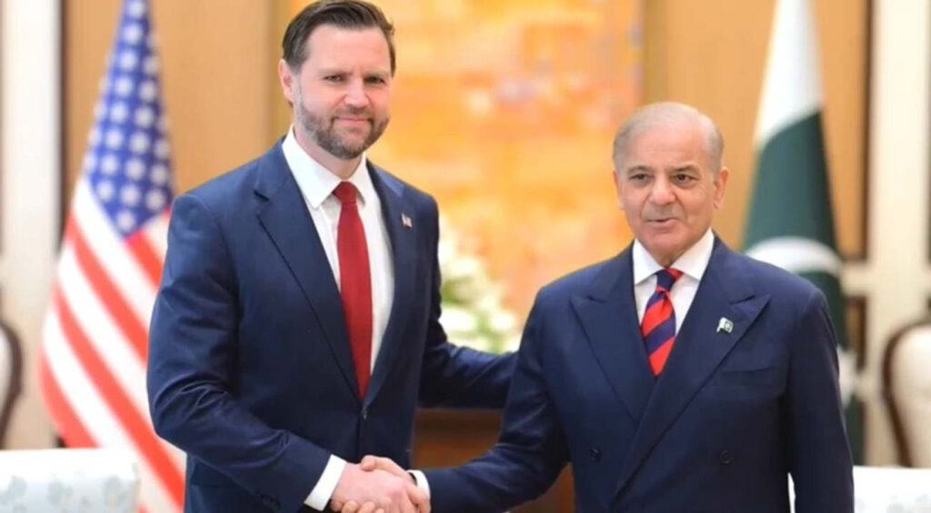 পাকিস্তানের প্রধানমন্ত্রীর সঙ্গে জেডি ভ্যান্সের সাক্ষাৎ