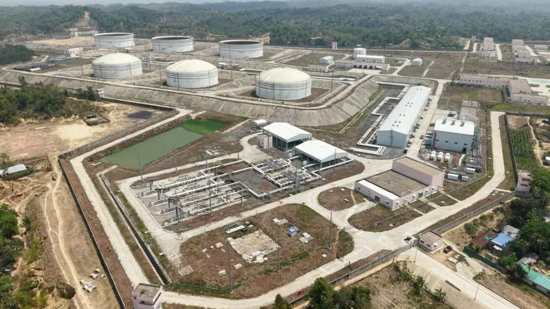 হাজার কোটি টাকার তেল পাইপলাইন ও মজুত সক্ষমতা ফেলে রেখেছে বাংলাদেশ