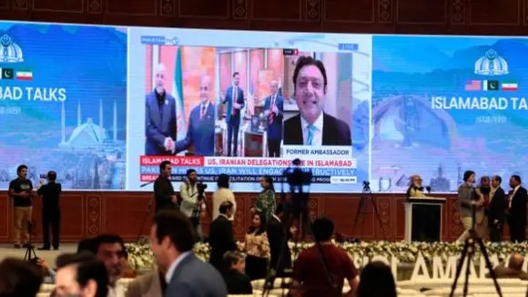 পাকিস্তানি কর্মকর্তাদের উপস্থিতিতে আড়াই ঘণ্টার প্রথম দফার আলোচনা শেষ