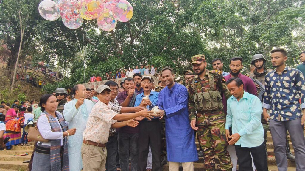 খাগড়াছড়ির মহালছড়িতে মাতাই পুখিরি তীর্থ মেলা শুরু, পূণ্যার্থীদের ঢল