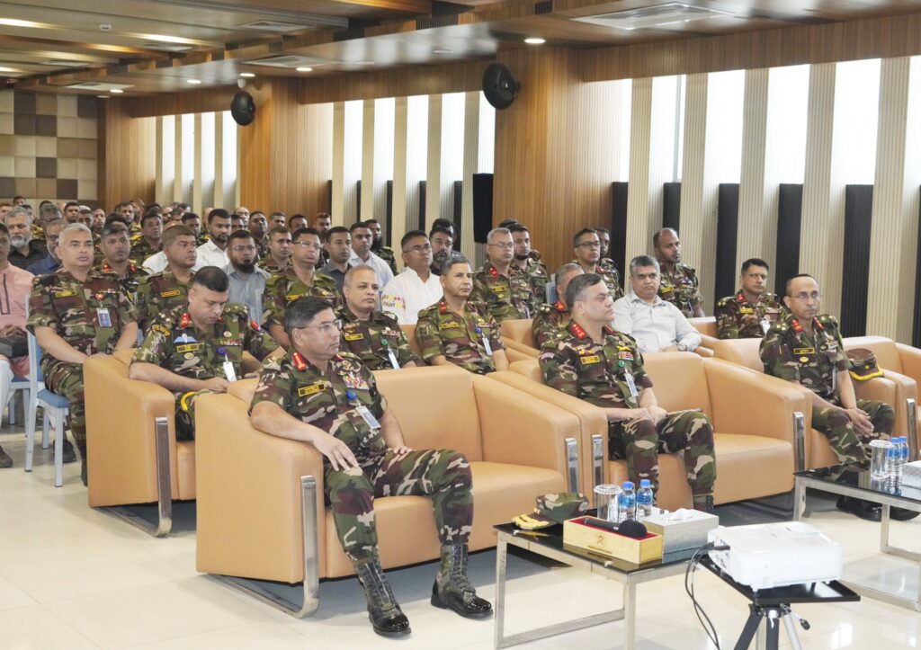 সেনাবাহিনী হজ্জ কাফেলা-২০২৬ এর প্রাক-প্রস্তুতি পরিদর্শনে সেনাপ্রধান