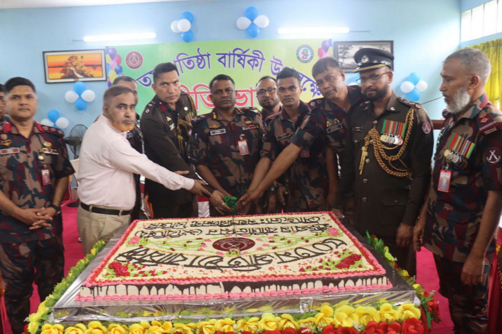 গৌরব, শৃঙ্খলা ও ঐক্যে বিজিবির কুড়িগ্রাম ব্যাটালিয়নের ৫০তম প্রতিষ্ঠাবার্ষিকী উদযাপন