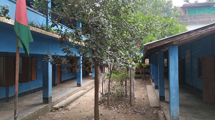 বান্দরবানের লামায় তীব্র গরমে ১৮ শিক্ষার্থী হিটস্ট্রোকে অসুস্থ