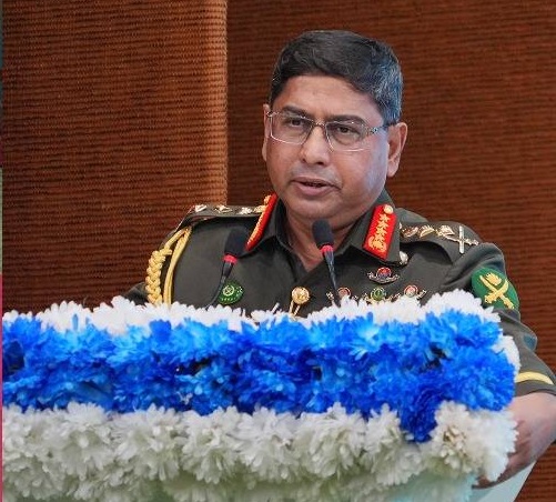 ‘চট্টগ্রাম অঞ্চলে বিমান বাহিনীর শক্তিশালী অবস্থান থাকলে রোহিঙ্গা সংকট সৃষ্টি হত না’