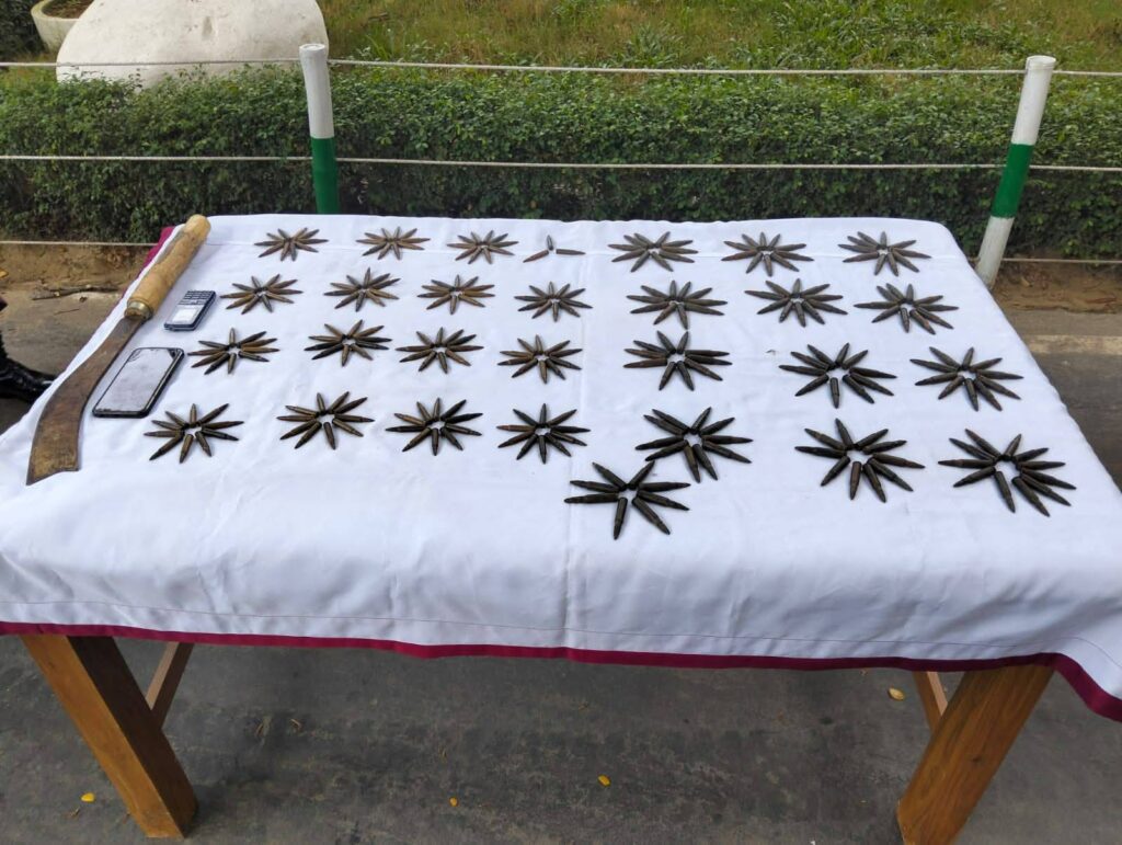 কক্সবাজারের উখিয়া সীমান্তে রাইফেল ও এমজির ২৮২ রাউন্ড গুলি উদ্ধার