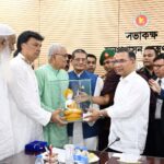 বৌদ্ধ পূর্ণিমা উপলক্ষে প্রধানমন্ত্রীর সঙ্গে বৌদ্ধ নেতৃবৃন্দের শুভেচ্ছা বিনিময়