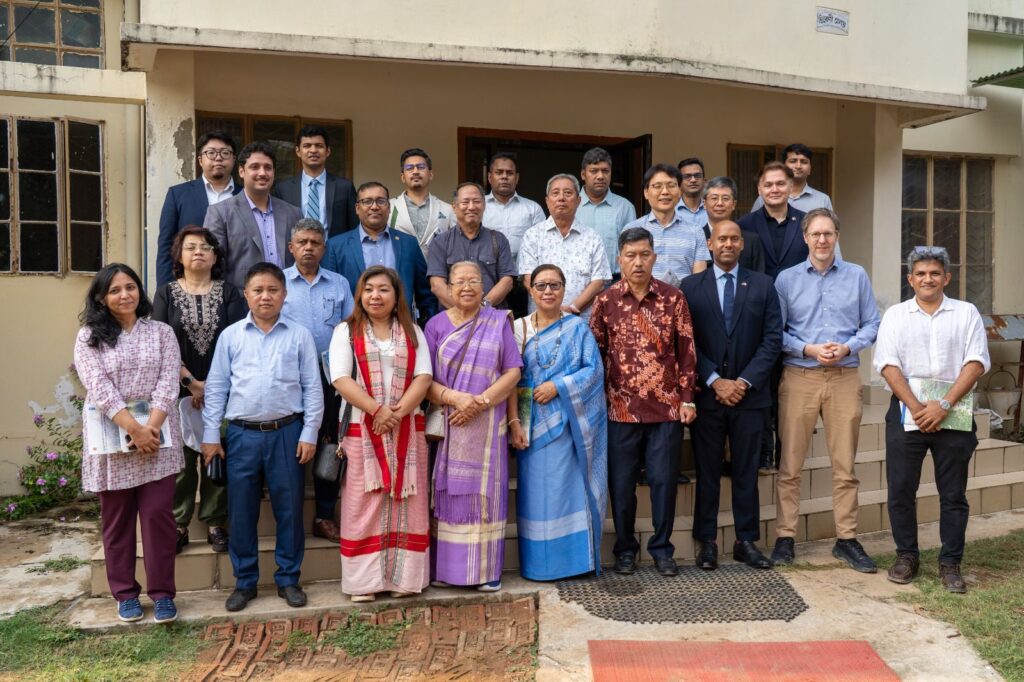 পার্বত্য চট্টগ্রাম সফরে আন্তর্জাতিক প্রতিনিধিদল, উন্নয়ন সহযোগিতা জোরদারে আশ্বাস