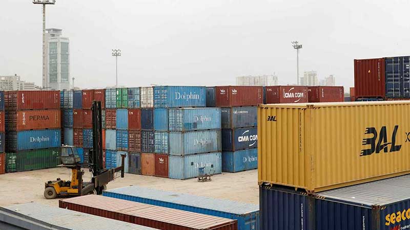 মধ্যপ্রাচ্য অস্থিরতায় লাভবান পাকিস্তান: ২৪ দিনে খালাস এক বছরের সমান পণ্য