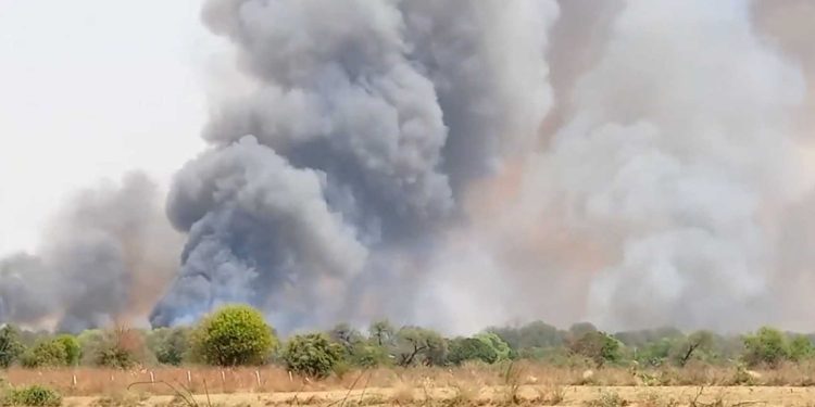 সাগাইং–মাগওয়ে–মান্দালয়ে অভিযান জোরদার, বেসামরিক হতাহত ও ঘরবাড়ি পুড়িয়ে দিচ্ছে জান্তা