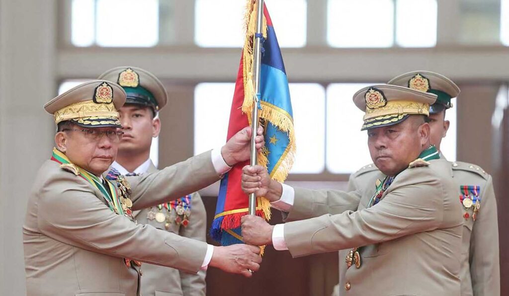 বিশ্বাসযোগ্য দোসর থেকে সেনা প্রধান: মিয়ানমারের নতুন ক্ষমতার হিসাব