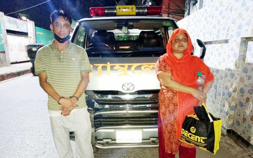 কক্সবাজারে অ্যাম্বুলেন্সে করে ইয়াবা পাচারকালে স্বামী-স্ত্রী আটক