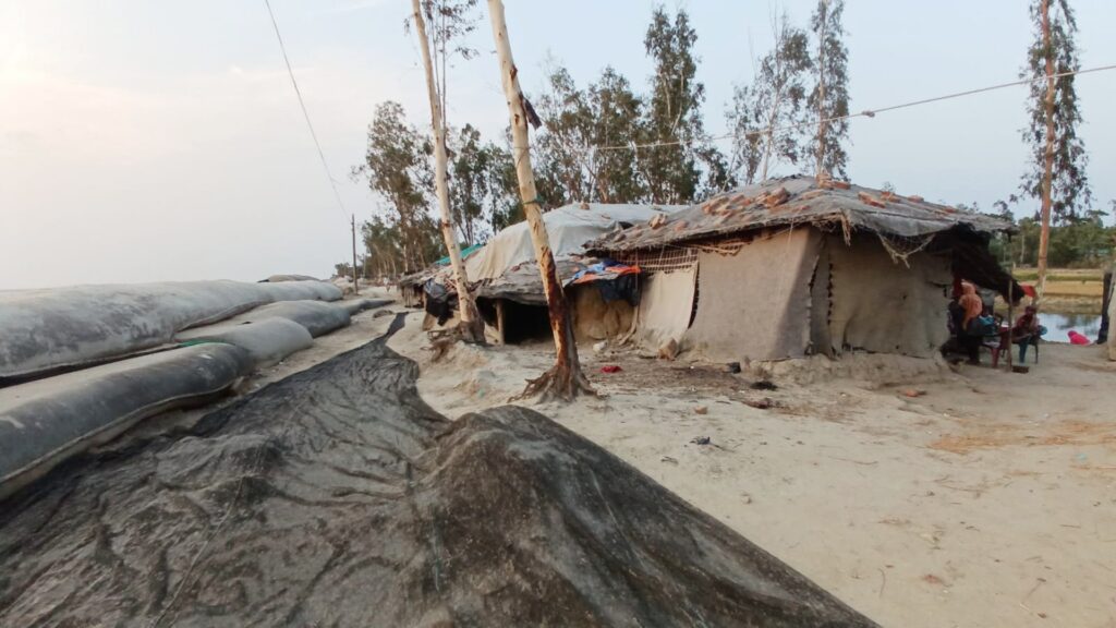 ৩৫ বছর পরও ঝুঁকিতে উপকূল: ভয়াল ২৯ এপ্রিলের ক্ষত এখনো শুকায়নি