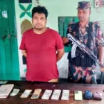 বাংলাবান্ধায় বিজিবির অভিযানে ডলারসহ ভারতীয় নাগরিক আটক