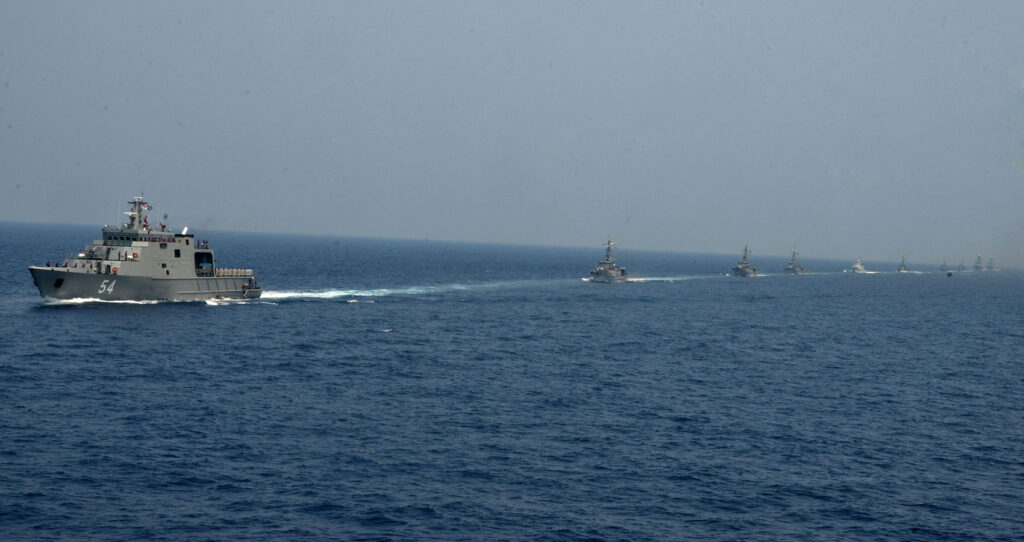 রাখাইনে নৌ উপস্থিতি বাড়াচ্ছে জান্তা, বিমান হামলা জোরদার