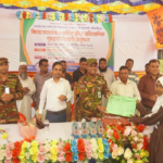 নানিয়ারচরে এসএসসি পরীক্ষার্থীদের বিদায়ী সংবর্ধনা, সেনাবাহিনীর ক্রীড়া সামগ্রী প্রদান