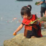 কাপ্তাই হ্রদে ভাসলো ‘ফুল বিজু’, বর্ষবিদায়ের উৎসবে মুখর রাঙামাটি