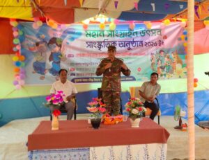 আলীকদমে সাংগ্রাই উৎসবে সম্প্রীতির বার্তা, বৌদ্ধ বিহারে সেনা জোনের সহায়তা