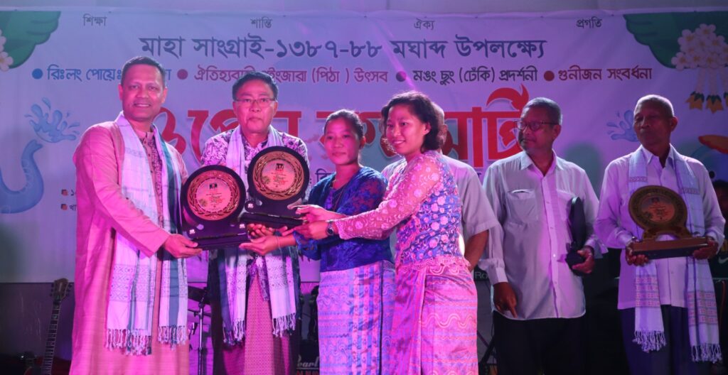 মহা সাংগ্রাই উপলক্ষে খাগড়াছড়িতে বর্ণাঢ্য ওপেন কনসার্ট, সম্প্রীতির বন্ধনে একসূত্রে সব সম্প্রদায়