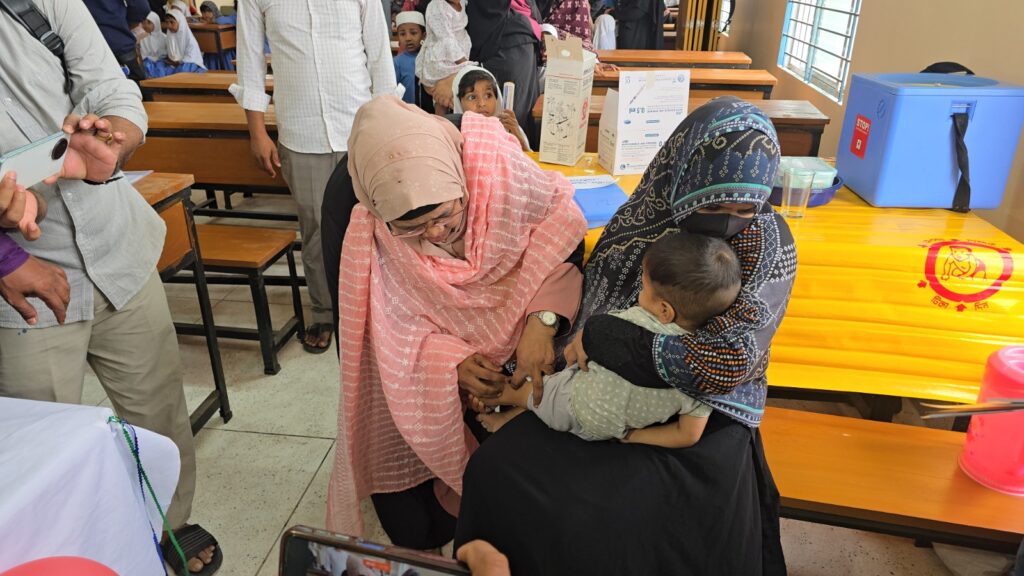 রাঙামাটিতে শুরু হাম-রুবেলা টিকাদান ক্যাম্পেইন, লক্ষ্য প্রায় ৬৪ হাজার শিশু