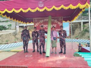 রাঙামাটির বরকলে বিজিবির মানবিক উদ্যোগ, ১৯ পরিবার ও ২ শিক্ষা প্রতিষ্ঠানে সহায়তা প্রদান