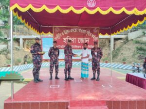 রাঙামাটির বরকলে বিজিবির মানবিক উদ্যোগ, ১৯ পরিবার ও ২ শিক্ষা প্রতিষ্ঠানে সহায়তা প্রদান