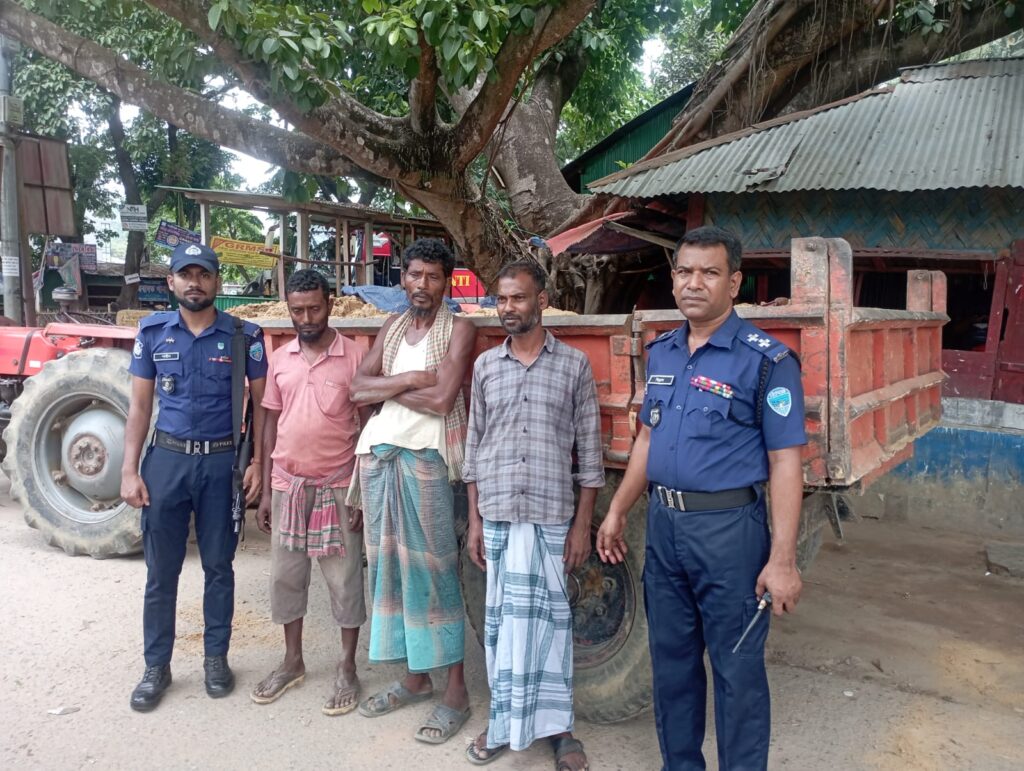 খাগড়াছড়িতে অবৈধ পাহাড় কাটায় আটক ৩, ভ্রাম্যমাণ আদালতে ১৫ দিনের কারাদণ্ড