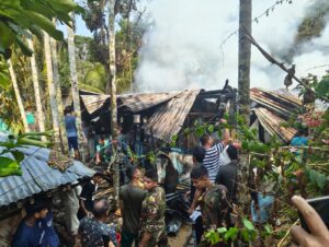 উত্তেজনা বাড়িয়ে তেহরানসহ ইরানের বিভিন্ন শহরে ক্ষেপণাস্ত্র প্রদর্শন

https://surli.cc/ycyqyl