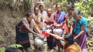 শুকিয়ে যাচ্ছে পাহাড়ি জীবনের জলধারা: বাঘাইছড়ির শতাধিক গ্রামে বিশুদ্ধ পানির তীব্র সংকট