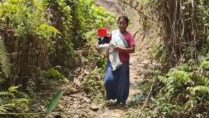 শুকিয়ে যাচ্ছে পাহাড়ি জীবনের জলধারা: বাঘাইছড়ির শতাধিক গ্রামে বিশুদ্ধ পানির তীব্র সংকট