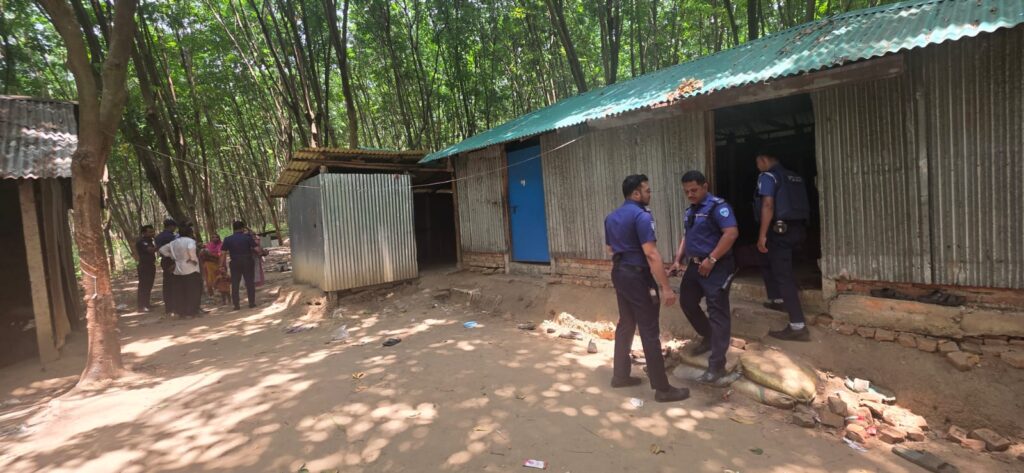 বান্দরবানে একদিনের ব্যবধানে ফের ৬ রাবার শ্রমিক অপহরণ