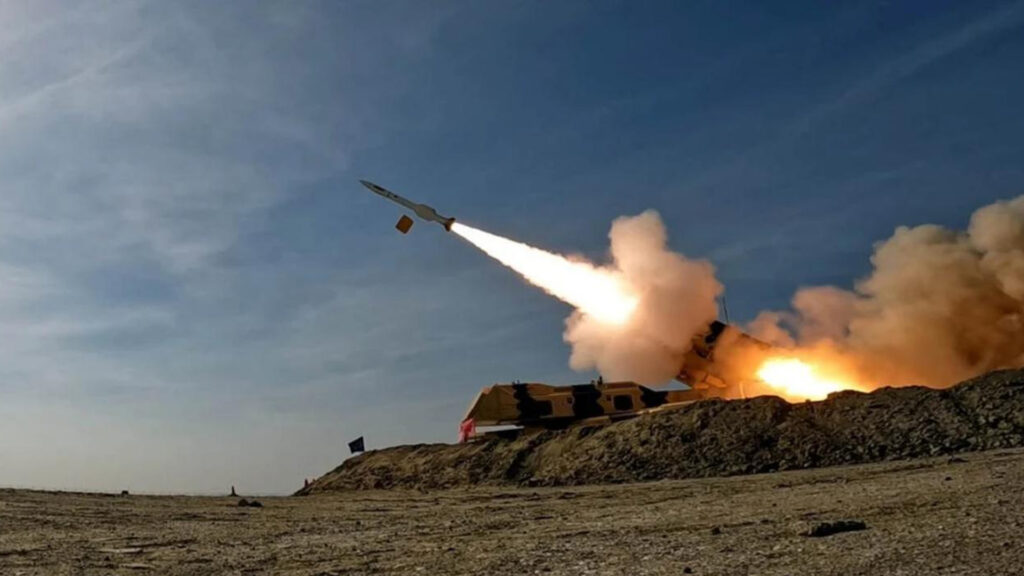 ক্ষেপণাস্ত্র সক্ষমতার বড় অংশই ব্যবহার করেনি ইরান, পাল্টা হামলার প্রস্তুতি জোরদার