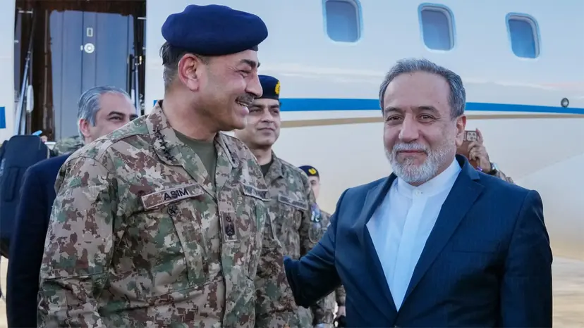 পাকিস্তানের সেনাপ্রধান ও পররাষ্ট্রমন্ত্রীর সঙ্গে আব্বাস আরাগচির ফোনালাপ