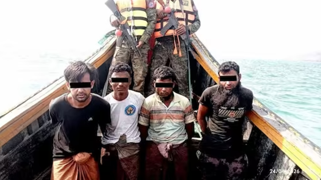 রাখাইনের উপকূলে গাঁজা পাচারের অভিযোগে আরাকান আমি কর্তৃক ১১ বাংলাদেশি আটক