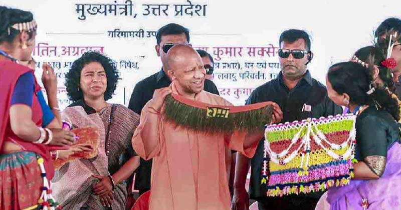 বাংলাদেশে হিন্দুদের উপর নির্যাতন চললেও কংগ্রেস-তৃণমূল চুপ: যোগী আদিত্যনাথ