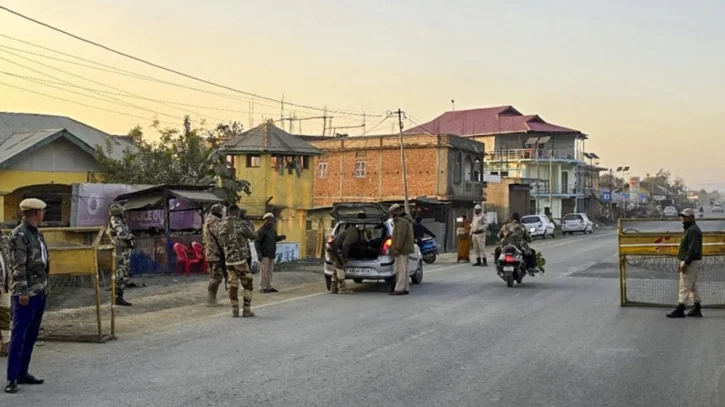 অশান্ত ভারতের মণিপুরে ফের উত্তেজনা, বিষ্ণুপুরে কারফিউ বহাল