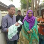 শ্মশানের পাশে পাওয়া পরিত্যক্ত নবজাতককে নিরাপদ আশ্রয়ে ‘ছোটমণি নিবাসে’ হস্তান্তর