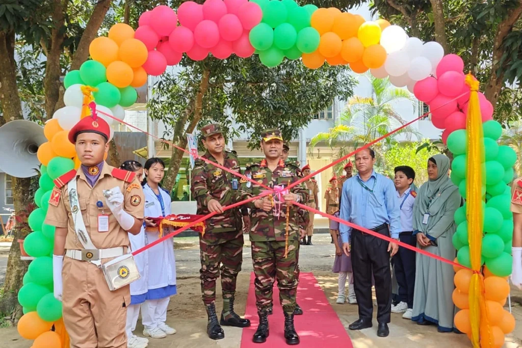 খাগড়াছড়ি ক্যান্টনমেন্ট পাবলিক স্কুলে বিজ্ঞান মেলা, উদ্ভাবনী প্রযুক্তিতে মুগ্ধ অতিথিরা
