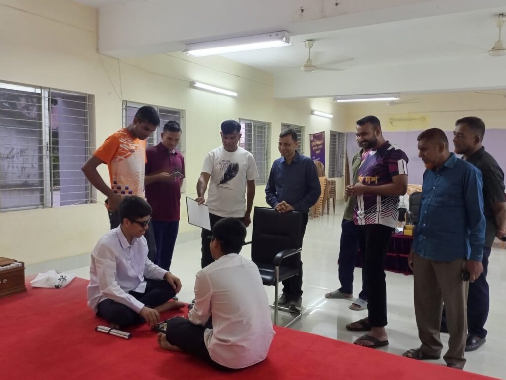 দৃষ্টি প্রতিবন্ধী শিশুদের নিয়ে বান্দরবানে আনসার ব্যাটালিয়নের ব্যতিক্রমী আয়োজন