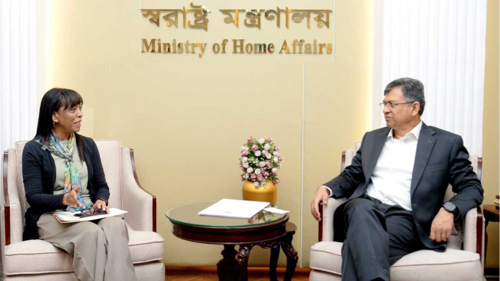 রোহিঙ্গা সংকট জাতীয় নিরাপত্তার জন্য হুমকিস্বরূপ: স্বরাষ্ট্রমন্ত্রী