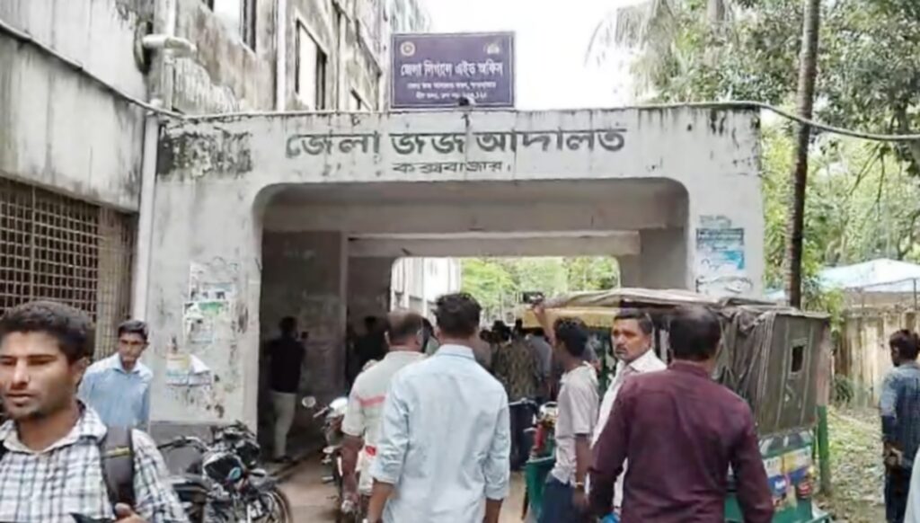 কক্সবাজার আদালত প্রাঙ্গণে গুলি, গুলিবিদ্ধ ১; পিস্তলসহ আটক ১