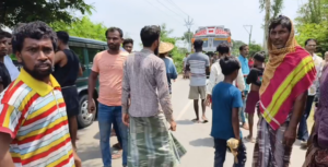 সীমান্তবর্তী কৃষিজমিতে বিএসএফ ক্যাম্প নির্মাণের পরিকল্পনার বিরুদ্ধে মুর্শিদাবাদে বিক্ষোভ