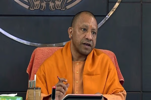 যোগীর উত্তর প্রদেশে প্রতিদিন গড়ে পুলিশের পাঁচটি এনকাউন্টার
