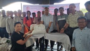 বান্দরবানের বাঘমারা বাজারে অগ্নিকাণ্ডে ক্ষতিগ্রস্তদের পাশে বিএনপি, খাদ্যসামগ্রী বিতরণ