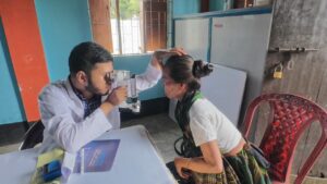 খাগড়াছড়িতে সেনাবাহিনীর সহায়তায় পৃথিবীর আলো দেখার সুযোগ পাচ্ছে ১২৩৬ জন চক্ষুরোগী